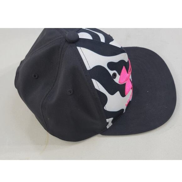 Under Armour Adjustable Youth Hat Black with Hot Pink Sporty Punk Outdoorsy NWOT - Picture 5 of 8